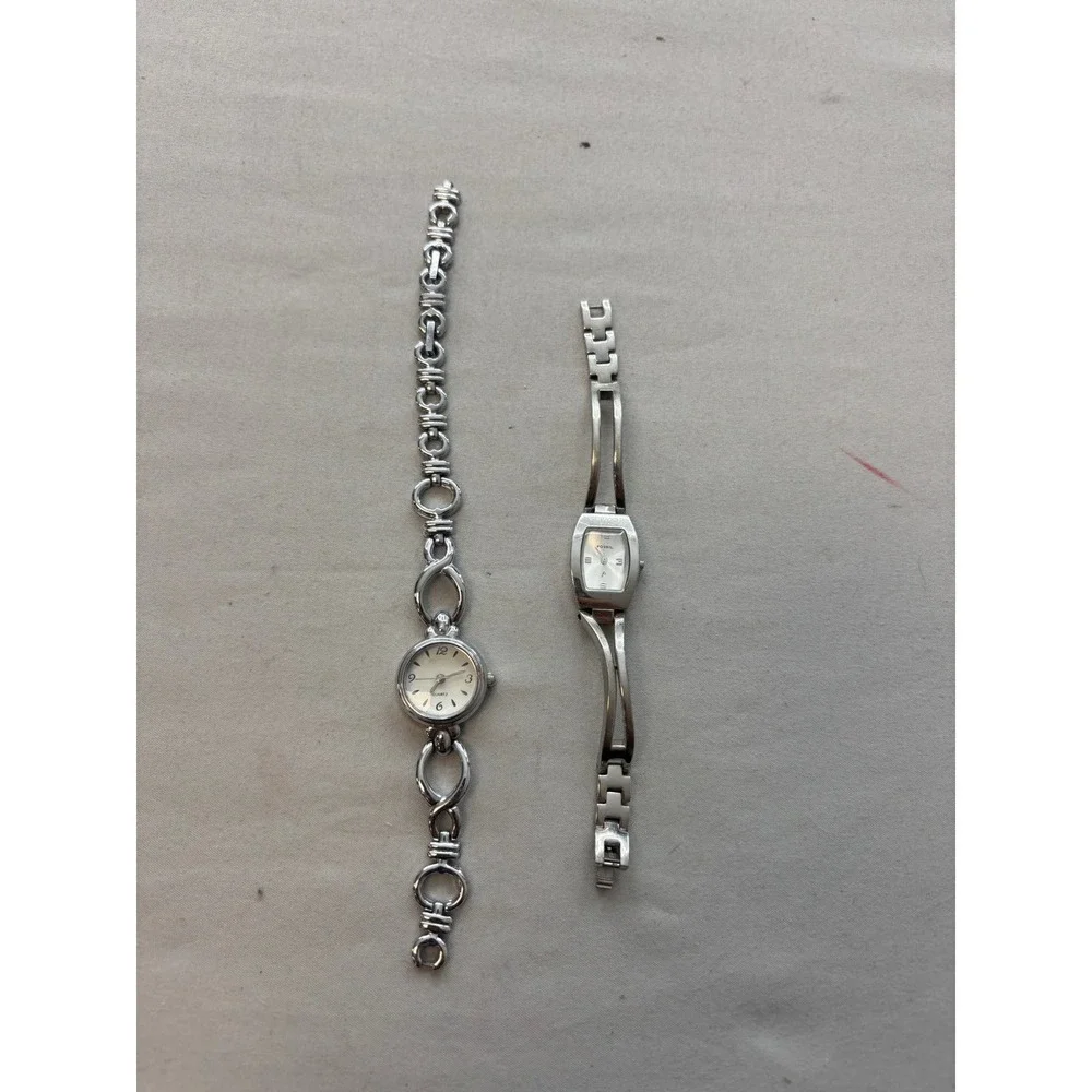 Fossil f2 Tonneau Watch and Round Quartz Bracelet Watch Lot for Parts Untested